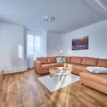 5, Apartment, Central, Modern, Spacious Apartamento *