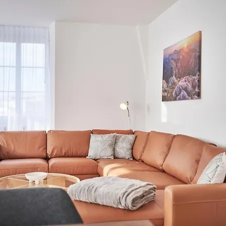 5, Apartment, Central, Modern, Spacious Apartament