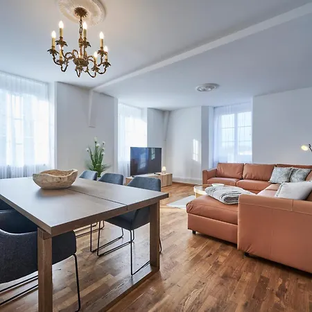 5, Apartment, Central, Modern, Spacious Apartamento *
