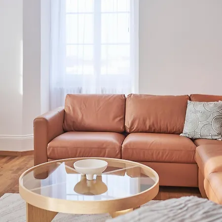 Apartment 5, Apartment, Central, Modern, Spacious