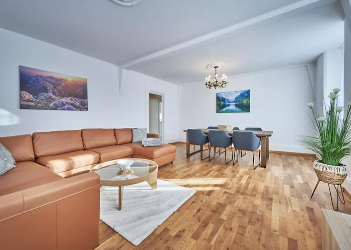 5, Apartment, Central, Modern, Spacious Apartment