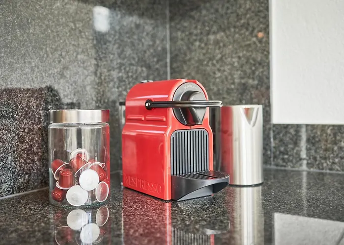 Apartment 5, Apartment, Central, Modern, Spacious