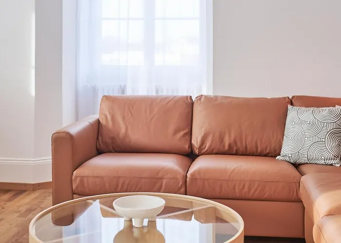 Apartment 5, Apartment, Central, Modern, Spacious